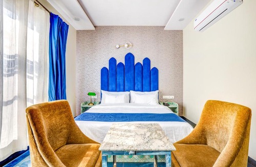 Shyam Nagar Hotel | FabHotel The White Moon