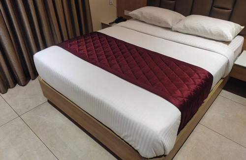 Madurai Hotel | Fabulous 3-bedroom hotel with AC in Anuppanadi