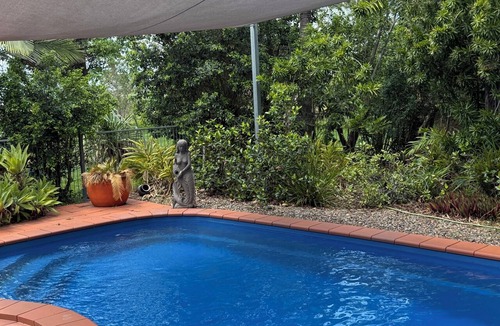 Foxdale Cabin | FengShui Sugarcane cabin & Peaceful Tropical Stay