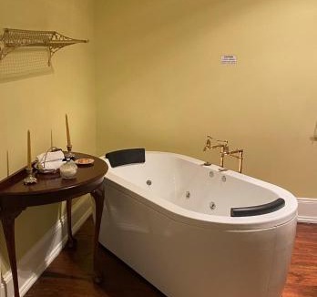 Westbury Hotel | Fitzpatricks Inn