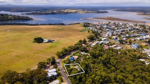 Lake Tyers Beach House | Flounder