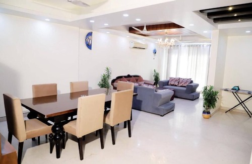 Saket Apartment | Fortune Home Service Apartment J-171