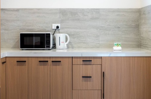 Frankston Hotel | Frankston Bay Motel