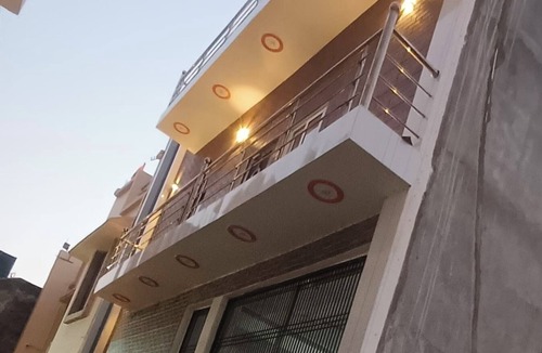 Faizabad House | Friendly and helpful people quite homestay