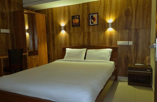 Kochi Apartment | Friendsland Home Stay