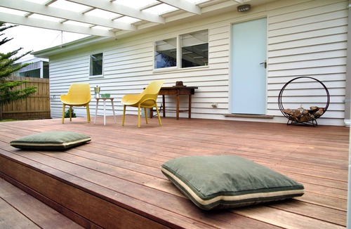 Sunderland Bay House | Fully private Sunderland Bay Beach Shack meters from the surf and nature walks.