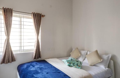 Yelahanka Apartment | Galleria Home by Red Olive 3BHK Nr Airport