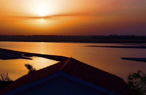 Garhmukteshwar Hotel | Ganga Village Resort