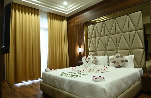 Piplod Resort | Ghanshyam Resort