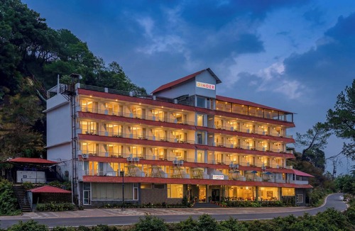 Lansdowne Hotel | Ginger Lansdowne, Mall Road
