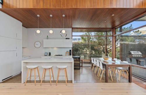 Point Lonsdale House | Glaneuse Getaway