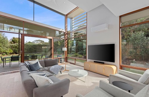 Point Lonsdale House | Glaneuse Getaway