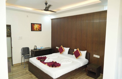 Mantralayam Hotel | Global Stay Mantralayam