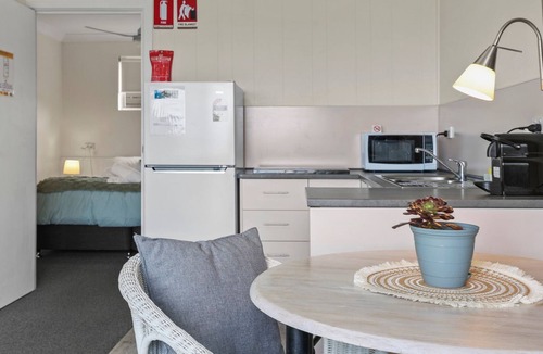 Narooma Apartment | Golfers View Unit 2 - enjoy spectacular views of the ocean and golf course.