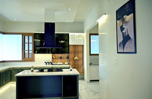 Amritsar Villa | Grand 6-Bedroom Luxury Villa – Where Elegance Meets Ultimate Comfort