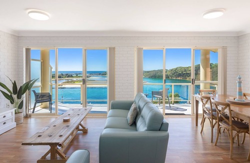 Narooma Apartment | Grand Pacific 1 Unit 4 - First Floor