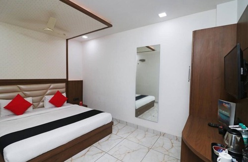Basai Hotel | Grand Sparrow Inn Hotel, Agra
