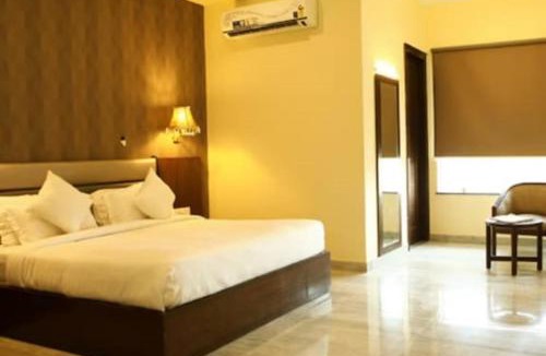 Meerut Hotel | Grand5 the luxury resort