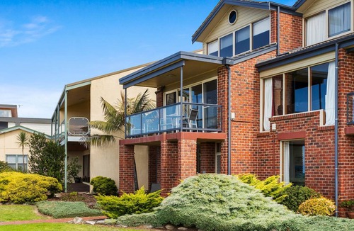 Encounter Bay Apartment | Granite Views Beachfront Apartment in Encounter Bay