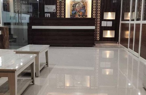 Jhansi Hotel | Green Leaf