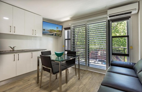Islington Apartment | Hamilton on Beaumont