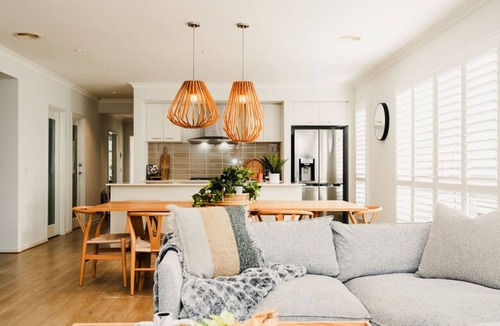 Armstrong Creek House | Hamptons Haven; Luxe 4 bedroom, 2 bathroom, WIFI