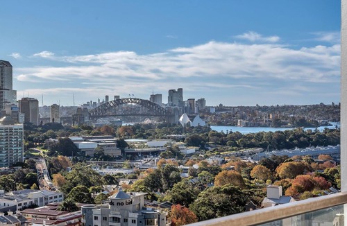 Darlinghurst Apartment | Harbour Muse - Harbour Muse – Stylish Two or Three-Bedroom Apartment with Spectacular Harbour Views