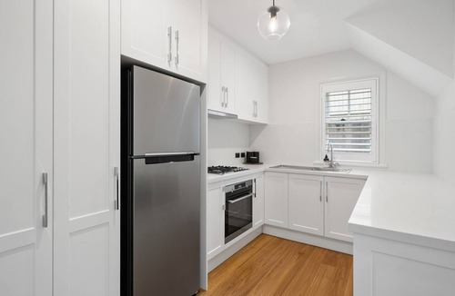 Millers Point House | Harbour View Terrace In The Heart Of The Rocks