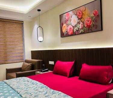 Jaypee Greens Apartment | Haven stay
