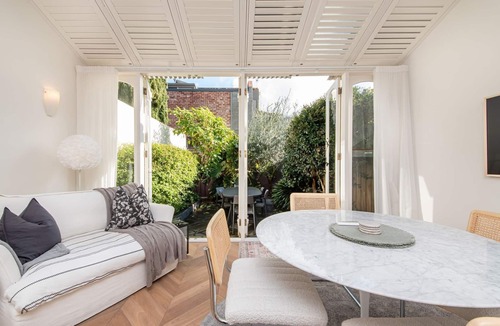 South Yarra House | Hazel - the perfect escape in Hawksburn