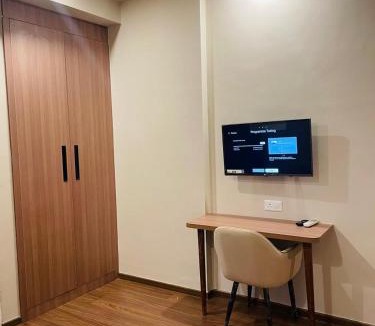 Greater Noida Apartment | HearthHop