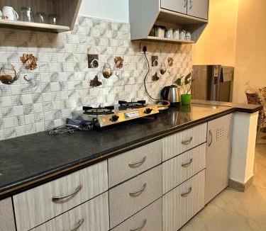 Jabalpur Apartment | Heartistry
