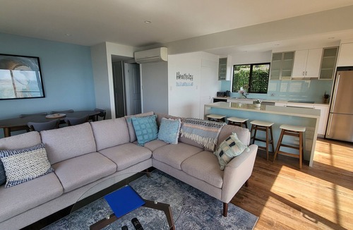 Boat Harbour House | Heathcliff2 - Luxury 2 bedroom Apartment with Ocean Vistas