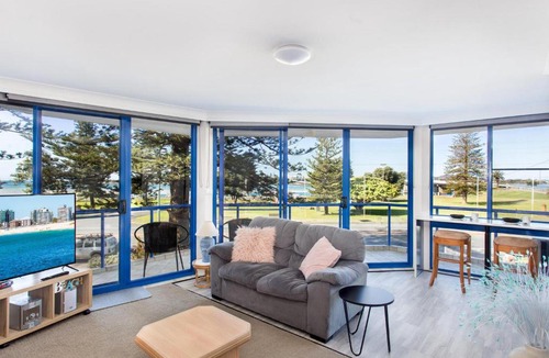 Tuncurry Apartment | Heritage 202