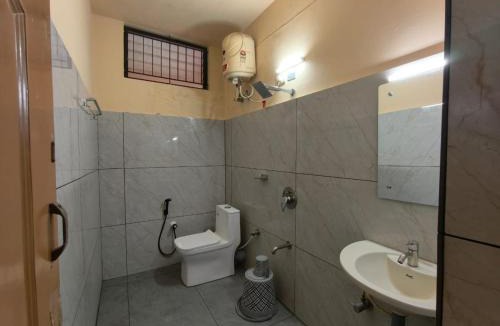 Kalpetta Hotel | Hill View Residency