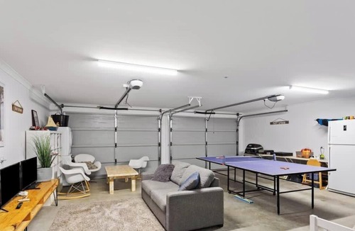 San Remo House | Hillside Ocean View San Remo