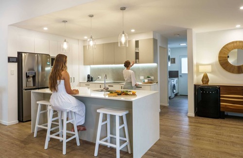 Dicky Beach House | Home away from Home at Dicky Beach