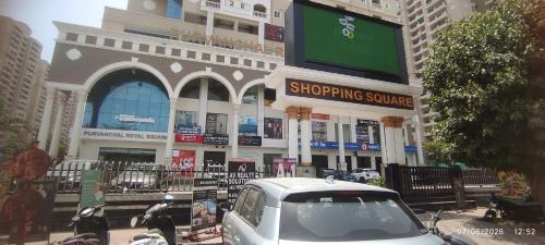 Noida House | Home Away Home Chi 5