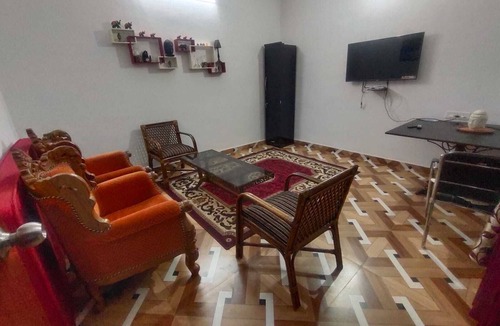 Khajuraho Hotel | Homestay Room with Wellness Programme city tour and guide
