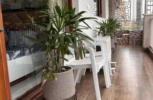 Panchkula Urban Estate Apartment | HomiStay - Luxury Room