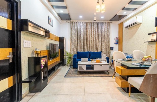 Karkardooma Apartment | Homlee-Luxury Inn 3BHK