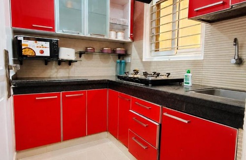 Sainik Farm Apartment | Homlee-White House-5BHK-Parking-Max Hospital-Saket