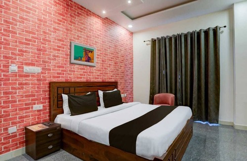 Lucknow Hotel | Hotel Aastha Shree Dham