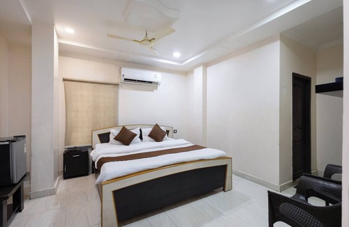 Guntur Hotel | Hotel Aditya Grand