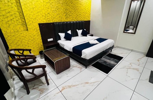 Rohtak Hotel | Hotel AJL