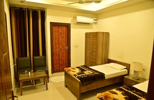 Aligarh Hotel | HOTEL ALIG INN
