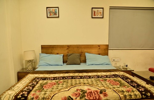 Aligarh Hotel | HOTEL ALIG INN