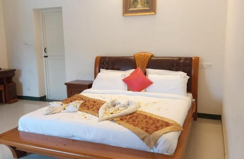 Yercaud Hotel | Hotel Aradhana Inn
