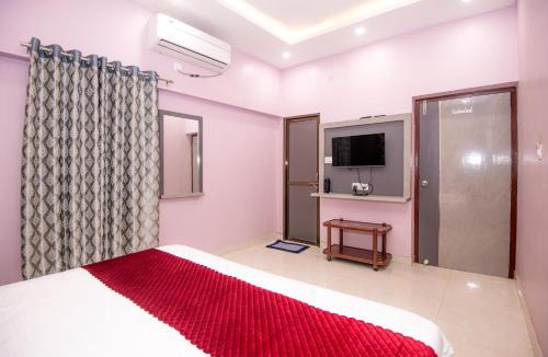 Faizabad Hotel | Hotel Ayodhya Palace - 400 Mtrs from HANUMAN GARHI