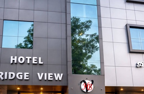 Kanpur Hotel | Hotel Bridge View